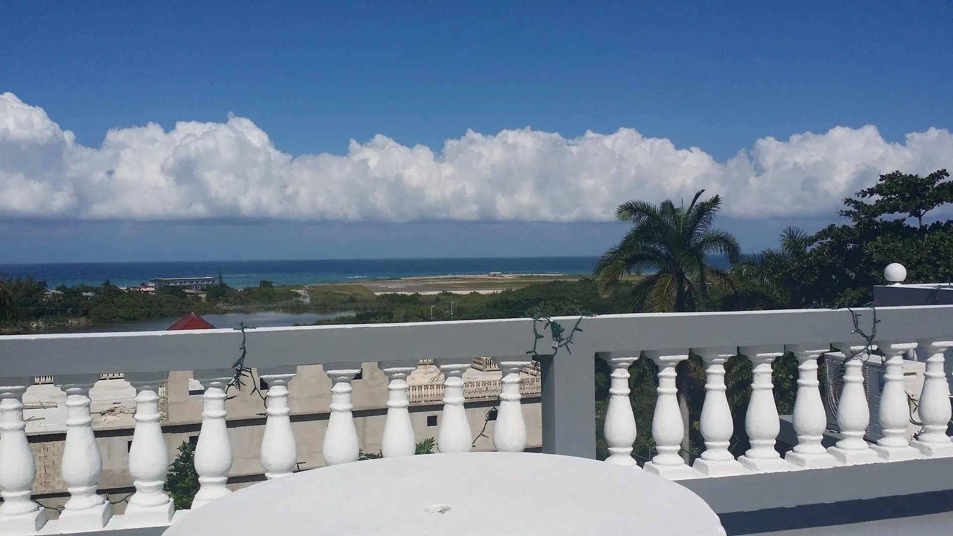 Palm View Guest House 蒙特哥贝 牙买加